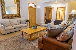 Family Vacation~heated In/out Pool, Tubing & Ice Skating 719 3 Bedroom