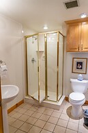 Family Vacation~heated In/out Pool, Tubing & Ice Skating 719 3 Bedroom