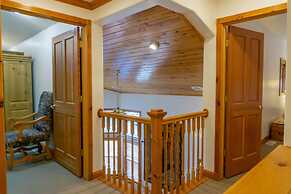 Family Vacation~heated In/out Pool, Tubing & Ice Skating 719 3 Bedroom