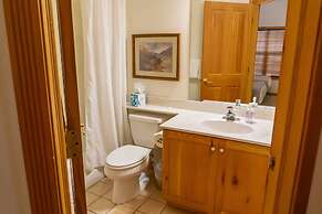 Family Vacation~heated In/out Pool, Tubing & Ice Skating 719 3 Bedroom