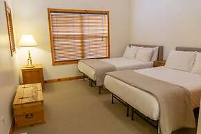 Family Vacation~heated In/out Pool, Tubing & Ice Skating 719 3 Bedroom