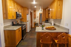 Family Vacation~heated In/out Pool, Tubing & Ice Skating 719 3 Bedroom