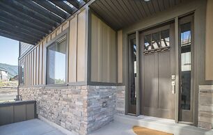 Family Vacation~crater Hot Spring, Tubing & Ice Skating~kanton 3 Bedro