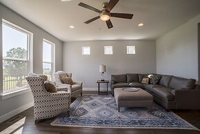 Family Vacation~crater Hot Spring, Tubing & Ice Skating~kanton 3 Bedro