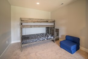 Family Vacation~crater Hot Spring, Tubing & Ice Skating~kanton 3 Bedro