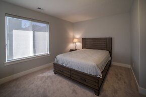 Family Vacation~crater Hot Spring, Tubing & Ice Skating~kanton 3 Bedro