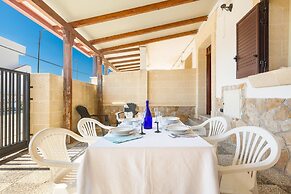 2775 Casa Biancomare by Barbarhouse