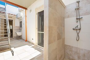 2775 Casa Biancomare by Barbarhouse