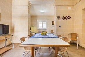 2775 Casa Biancomare by Barbarhouse