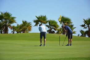 2 Bedrooms 2 Bathrooms Pool View Apartment