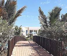 2 Bedrooms 2 Bathrooms Pool View Apartment