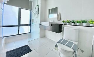Suite Trefoil Setia City Shah Alam