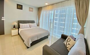 Suite Trefoil Setia City Shah Alam