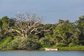 Caiman Eco Lodge