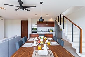 Panoramic By Alegria Rentals and Sandy Powerful