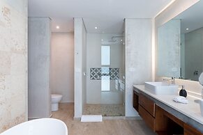 Panoramic By Alegria Rentals and Sandy Powerful