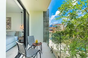 Panoramic By Alegria Rentals and Sandy Powerful