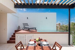 Panoramic By Alegria Rentals and Sandy Powerful