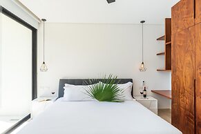 Panoramic By Alegria Rentals and Sandy Powerful