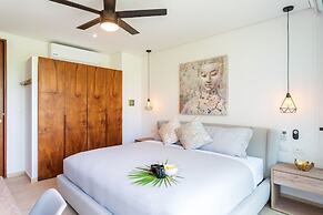 Panoramic By Alegria Rentals and Sandy Powerful