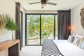 Panoramic By Alegria Rentals and Sandy Powerful