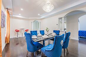 Lady Valentina Boutique Home