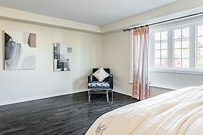 Lady Valentina Boutique Home