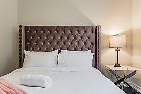 Lady Valentina Boutique Home