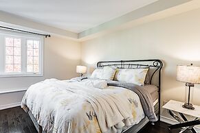 Lady Valentina Boutique Home