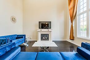 Lady Valentina Boutique Home