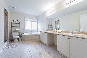 Lady Valentina Boutique Home