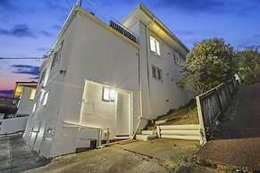 Newly Renovated Studio w Parking-Netflix