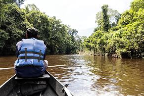 Piranha EcoLodge