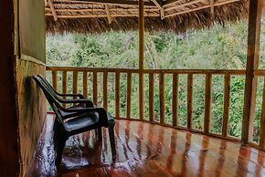 Piranha EcoLodge
