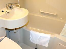 Toyoko Inn Imba Nihon-idai Ekimae