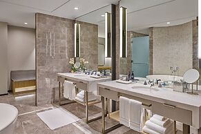The St. Regis Chicago