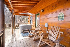 Moonshine Ridge Cabin with Hot Tub and Fire Pit