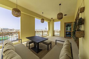 Maison Privee - Exclusive Apt with Seafront Views over Palm Jumeirah