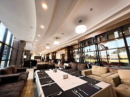 Resort World Terelj Hotel