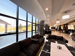 Resort World Terelj Hotel