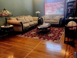 Downen House Bed & Breakfast