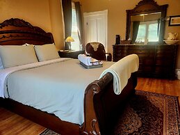 Downen House Bed & Breakfast