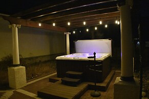 Downen House Bed & Breakfast