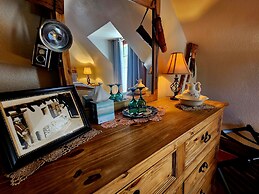 Downen House Bed & Breakfast