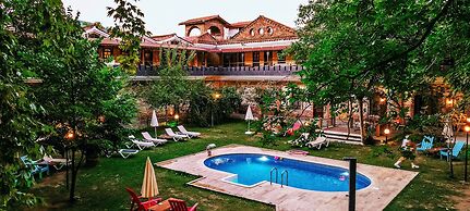 Manastırhan Otel Kazdağları