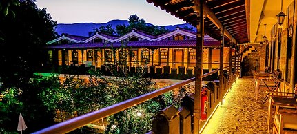 Manastırhan Otel Kazdağları