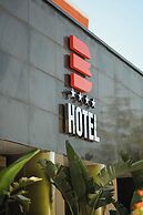BHotel