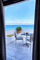 Blue Comfort Apartments Sitia