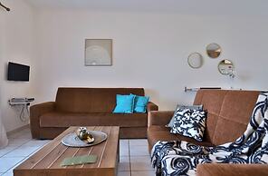 Blue Comfort Apartments Sitia