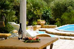 Villa Chanel CONFORTEVOLE VILLA - Arcuève